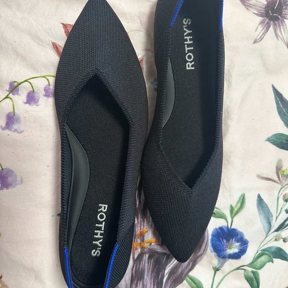 Rothy’s The Point II, Size 7.5 - Picture 2 of 8